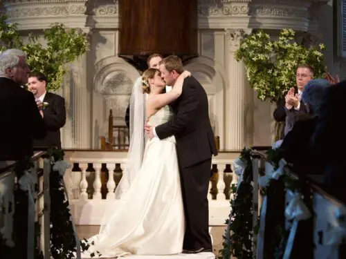 Wedding Rental - Old South Meeting Hiuse - Hitched Studios Photogtaphy CourtneyChris